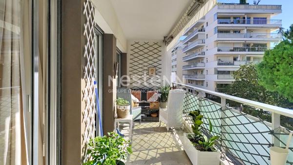 Charmant appartement 2 pièces rénové au coeur de Cannes