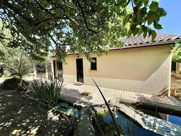 Villa de plain pied au calme – 75 m² sur 739 m² de terrain 229 000 €