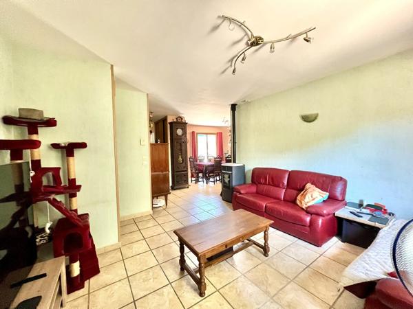 Villa de plain pied au calme – 75 m² sur 739 m² de terrain 229 000 €
