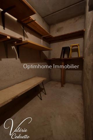 À vendre – Appartement T3 de 96 m² avec vue mer imprenable, garage et caves – Hyères centre-ville (83)