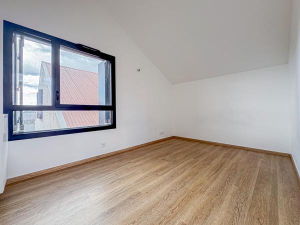 Duplex 88 m² avec terrasse XXL de 55 m² Un duplex unique avec grande terrasse à Bègles Rare : duplex lumineux avec terrasse 55 m²