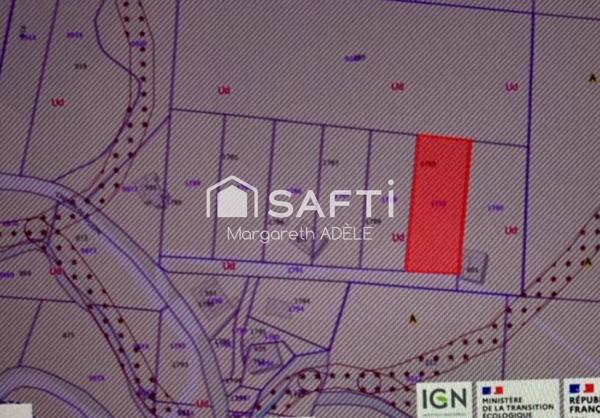 Grand terrain de 1301m2 pour votre projet en accord avec la nature