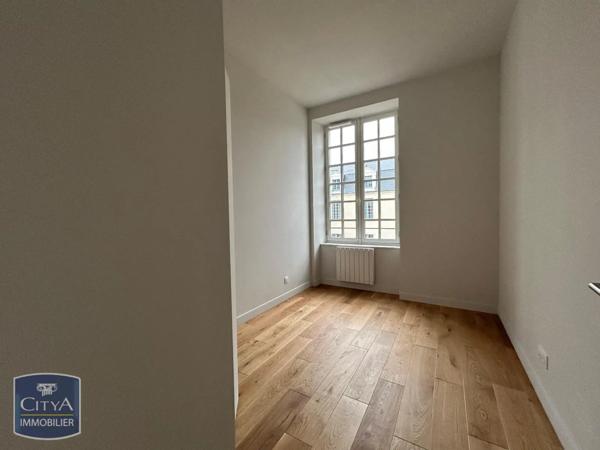Appartement à louer 4 pièces 89.07m²