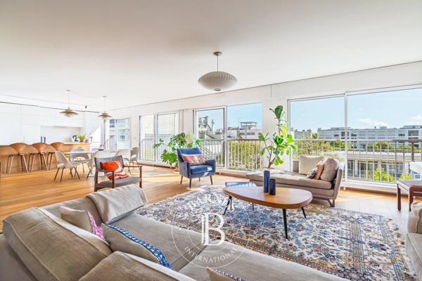 Paris 6ème, Appartement 4 Chambres -  154 m² à vendre