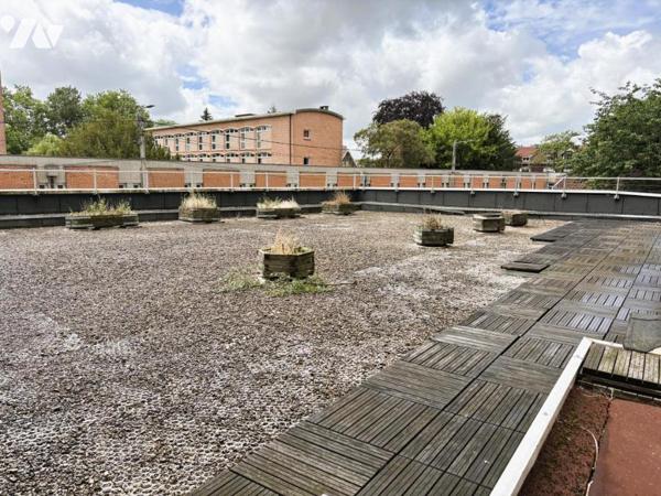 LILLE ST MAUR T4 de 122 m² + garage + terrasse de 220 m² ! 