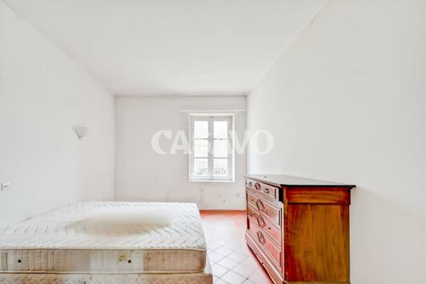 Vente Maison 8 pièces de 435m² - 13310 Saint-Martin-de-Crau