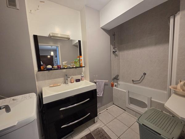 Appartement 3 pièces 65.79 m2
