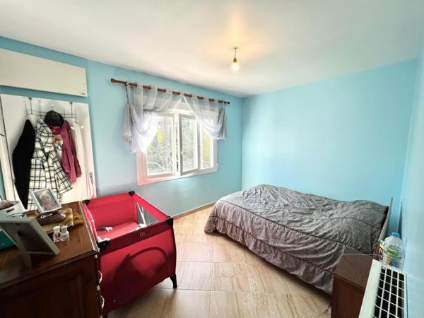 MAISON AVEC JARDIN ET GARAGE PROCHE CENTRE VILLE