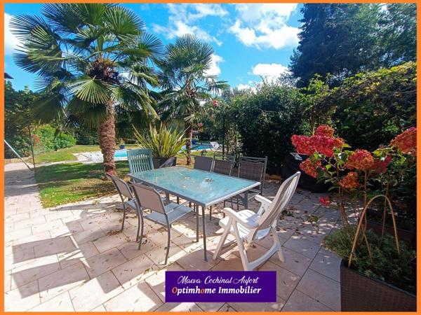 Magnifique propriété avec 2 maisons et piscine sur 3 hectares à 20 min de Bernay