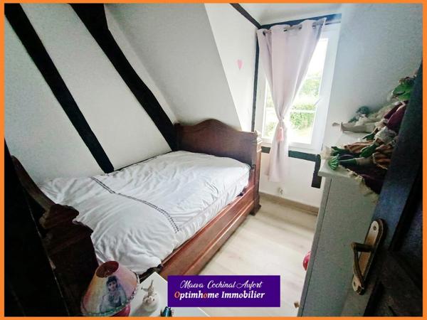 Magnifique propriété avec 2 maisons et piscine sur 3 hectares à 20 min de Bernay