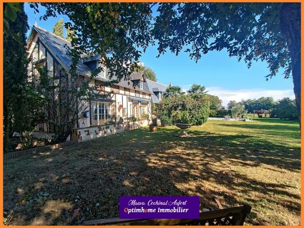 Magnifique propriété avec 2 maisons et piscine sur 3 hectares à 20 min de Bernay