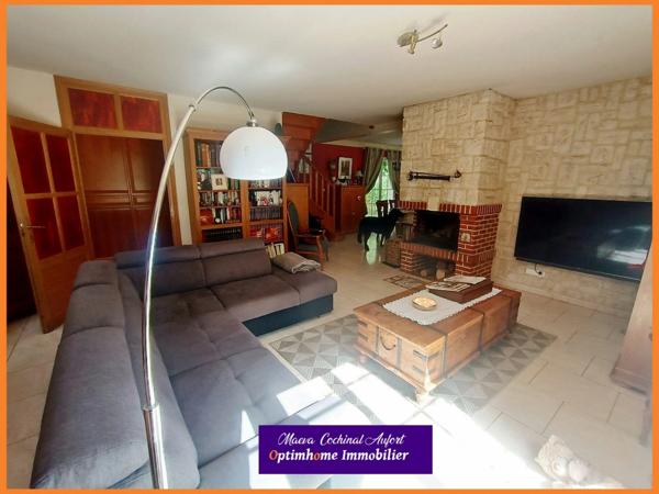 Magnifique propriété avec 2 maisons et piscine sur 3 hectares à 20 min de Bernay