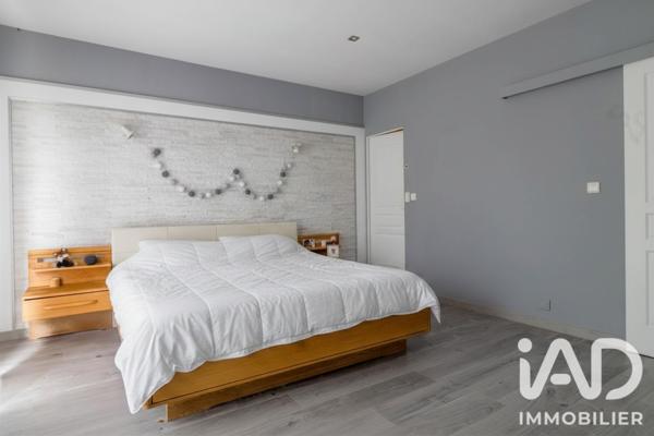 Maison à vendre 6 pièces 261,47 m² Saulx-les-Chartreux