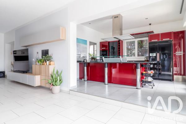 Maison à vendre 6 pièces 261,47 m² Saulx-les-Chartreux