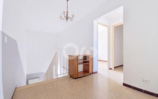 Maison à vendre    5 pièces •  Pollestres