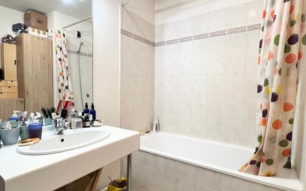 Appartement à vendre    3 pièces • 71,41 m2 Massy