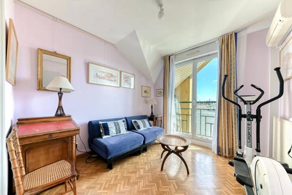 T5 DUPLEX–136 m2–DERNIER ÉTAGE–TERRASSES–LYON 3
