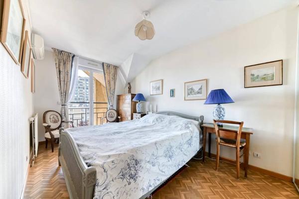 T5 DUPLEX–136 m2–DERNIER ÉTAGE–TERRASSES–LYON 3