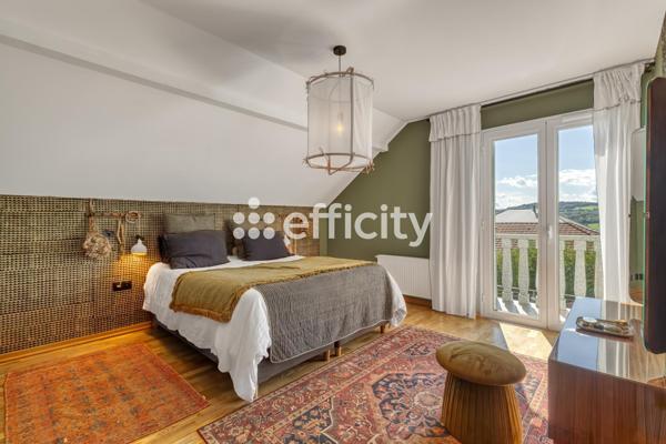 Maison 5 pièces - 155 m² Exclusivité efficity