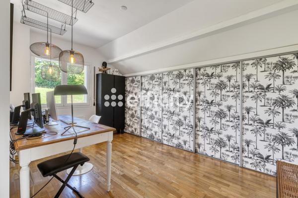 Maison 5 pièces - 155 m² Exclusivité efficity