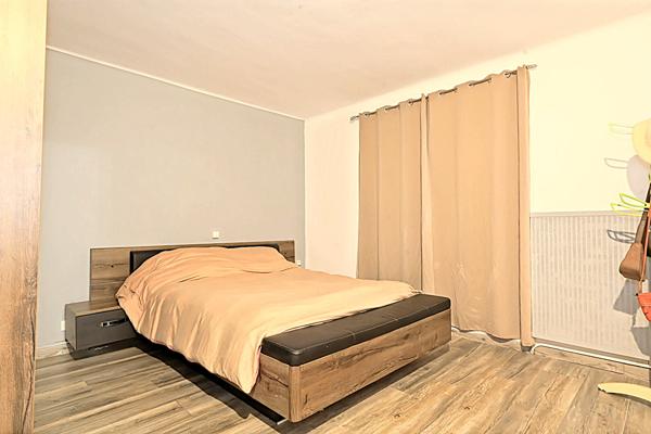 Lunel - Grand appartement lumineux 5 pièces de 115 m² à 15 min de la mer