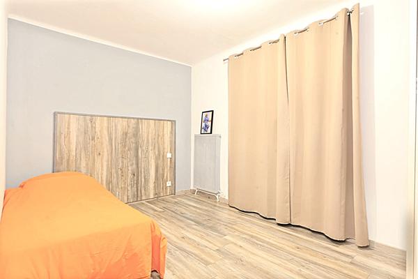 Lunel - Grand appartement lumineux 5 pièces de 115 m² à 15 min de la mer