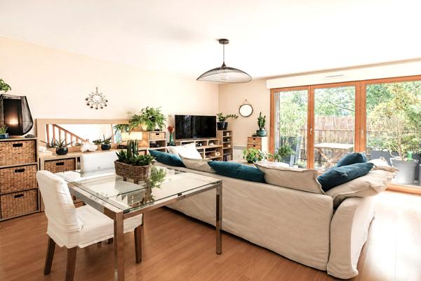 NOYAL CHATILLON SUR SEICHE - Appartement  Duplex 3 Chambres - balcon et stationnements - Exposition SUD