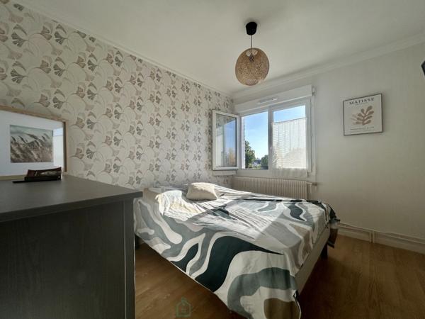 Jolie maison sur secteur calme proche de toutes commodités.