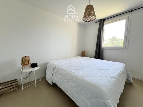 Appartement
                                                                                                                                                                                                                                                                                                                        4 pièce(s)                                                                                                                                                                                                          3 chambre(s)                                                                                                                                                                                                          84.6  m²