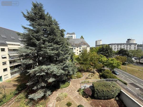 Appartement à vendre à Tours dans l'Indre-et-Loire (37200), ref : 37007-2741