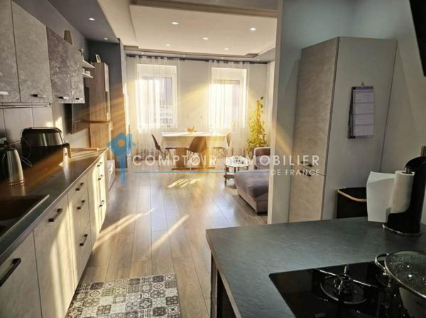 Maison
                                                                                                                                                                                                                                                                                                                        8 pièce(s)                                                                                                                                                                                                          5 chambre(s)                                                                                                                                                                                                          160  m²