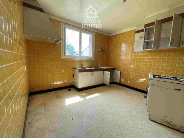 Maison
                                                                                                                                                                                                                                                                                                                        5 pièce(s)                                                                                                                                                                                                          3 chambre(s)                                                                                                                                                                                                          119  m²