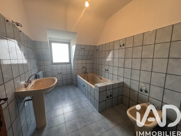 Maison à vendre 5 pièces 174 m² Lesneven