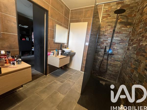 Maison à vendre 5 pièces 174 m² Lesneven