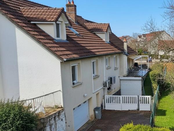 Maison à vendre 10 pièces – 216 m² habitables – PERRIGNY LES DIJON (21) aux portes de Dijon