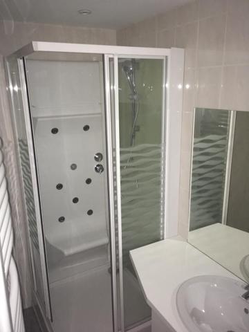 REF 10435 - 15 RUE DES FARGES - F1 au 3ème étage