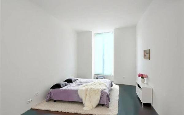 Immeuble à vendre    2 pièces • 74 m2 Nîmes