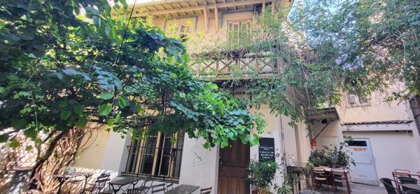 Entrepôt et maison d'habitation - breteuil 13006 Marseille