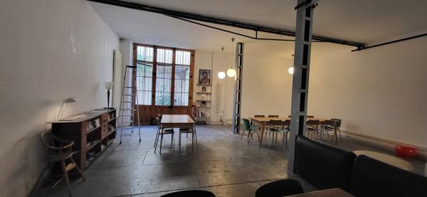 Entrepôt et maison d'habitation - breteuil 13006 Marseille