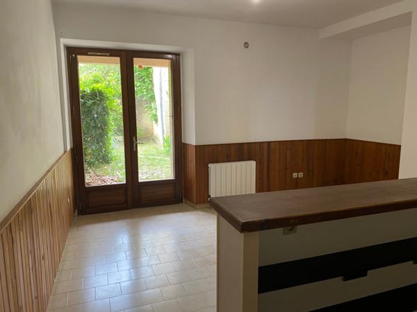 Duplex F3 en RDC en résidence