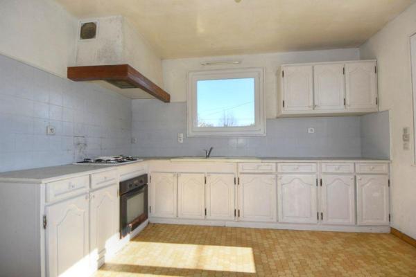 Maison  5 chambres  sur 1200 m2 à 8 mn des plages