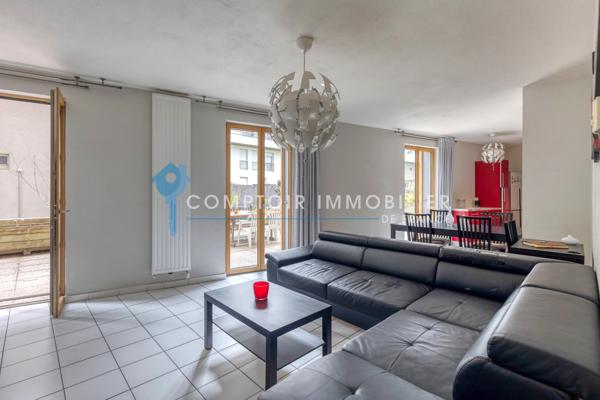 Appartement
                                                                                                                                                                                                                                                                                                                        3 pièce(s)                                                                                                                                                                                                          2 chambre(s)                                                                                                                                                                                                          70  m²