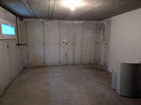 PLOUAY EN CAMPAGNE BELLE MAISON DE 6 PIÈCES  150m² ENVIRON HABITABLE SUR PARCELLE DE 2938M²