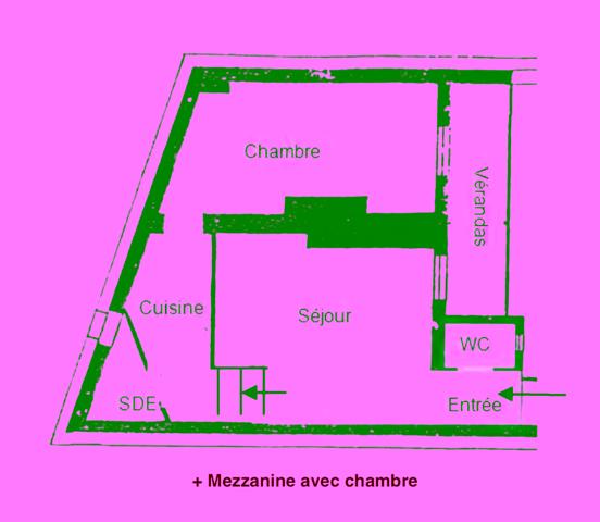Paris 18ème - Appartement de charme, dernier étage avec balcon/véranda à rénover
