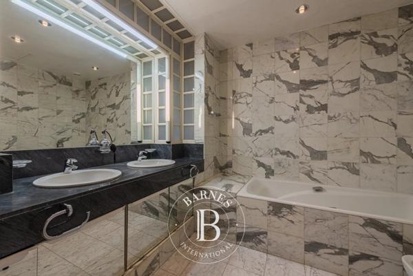 Saint-Cloud, Maison 3 Chambres -  279 m² à vendre