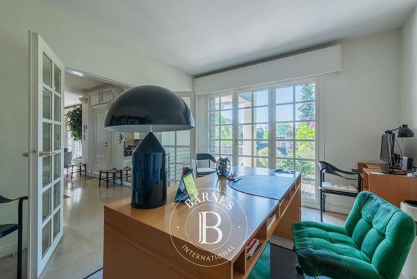 Saint-Cloud, Maison 3 Chambres -  279 m² à vendre