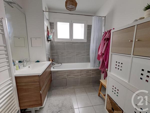 Appartement F3 à vendre  3 pièces - 63,80 m2 DRANCY - 93