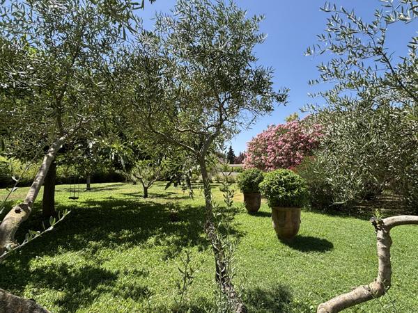 Maison 8 pièces - 290 m²