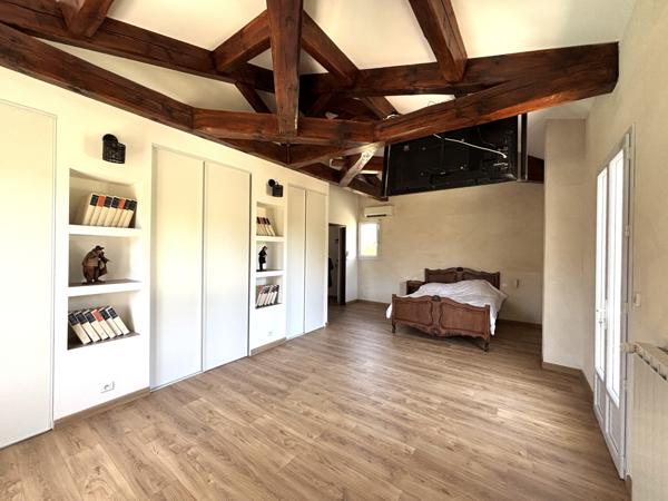 Maison 8 pièces - 290 m²