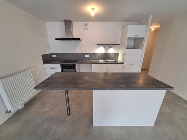 Appartement 3 pièces – 72 m² environ à Séné (ref : 28446)